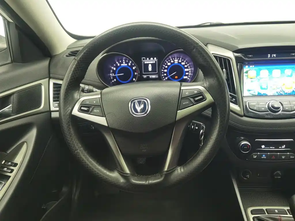 Changan Eado XT — фото 11