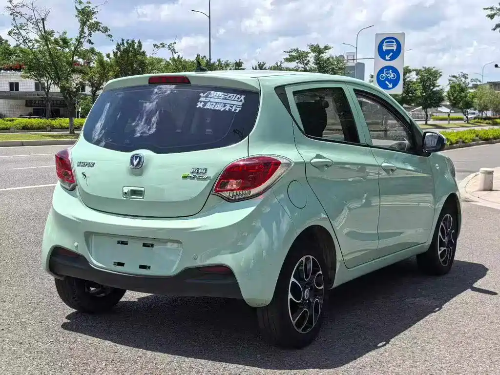 Changan Benben E-Star — фото 10