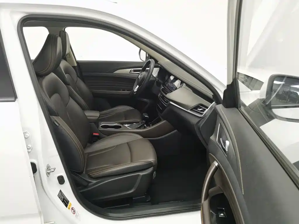 Changan CS35PLUS — фото 23