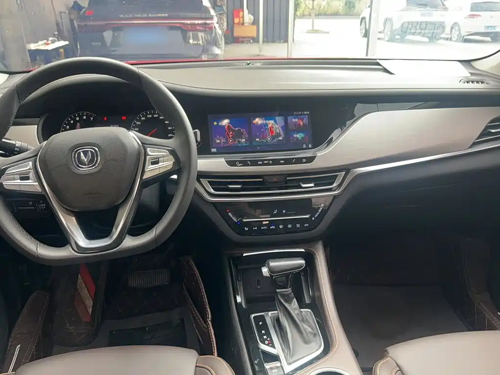 Changan CS35PLUS — фото 11