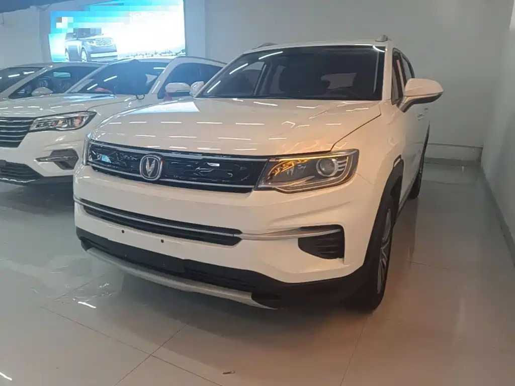 Changan CS35PLUS — фото 2