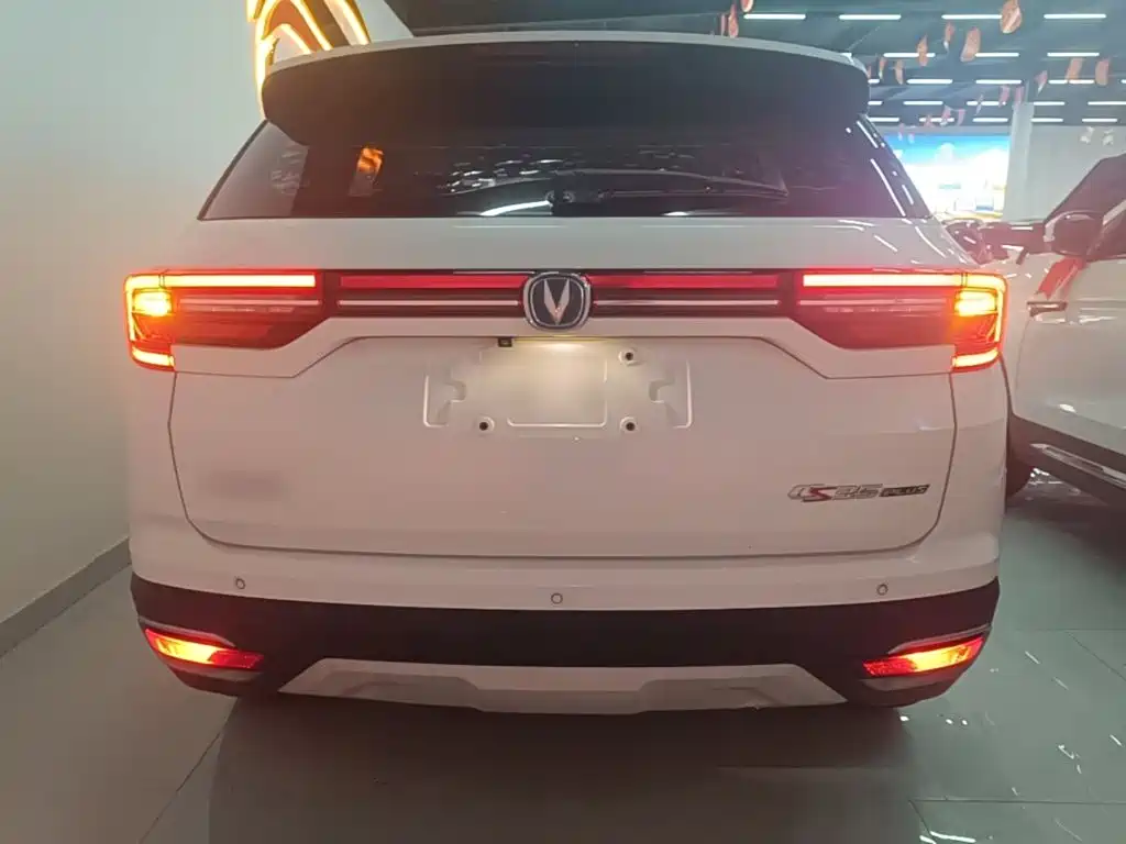 Changan CS35PLUS — фото 4