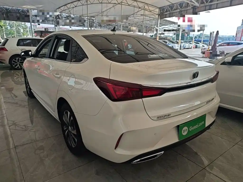 Changan Eado — фото 5