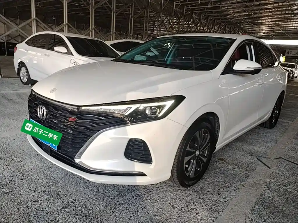 Changan Eado — фото 2