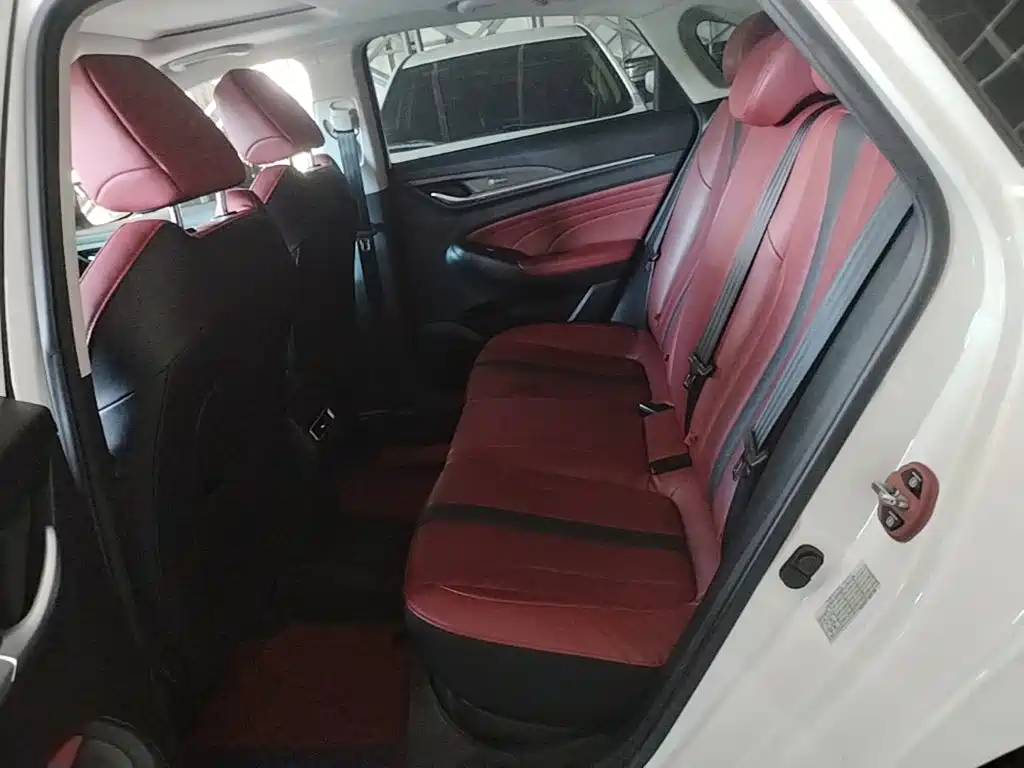 Changan Eado — фото 17