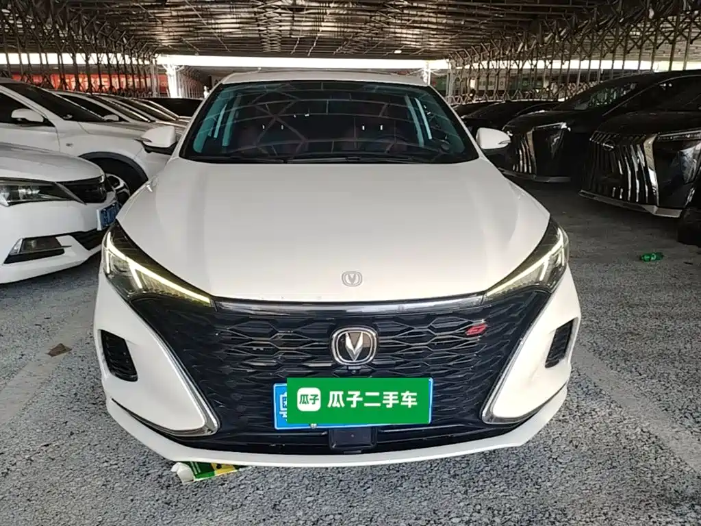 Changan Eado — фото 3