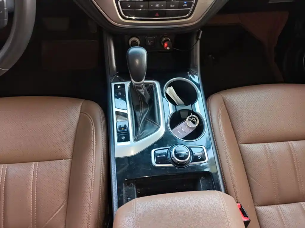Changan CS95 — фото 14