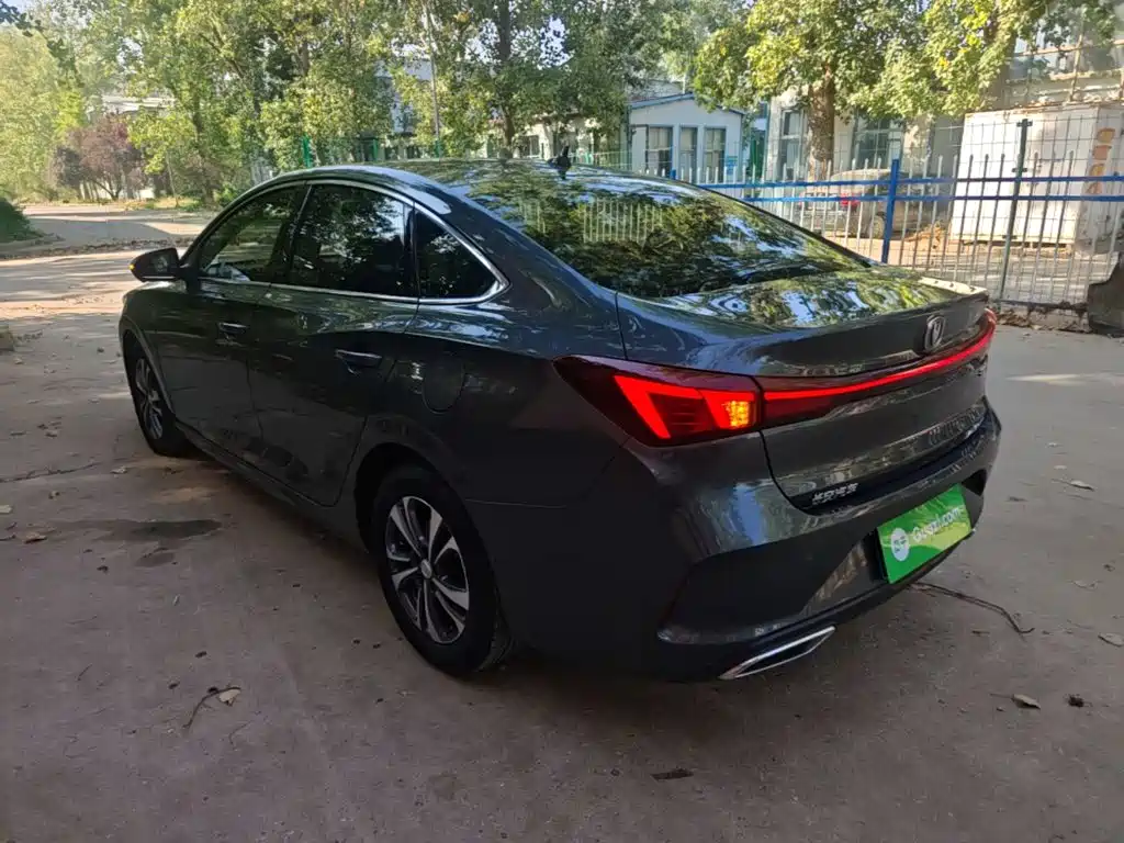 Changan Eado — фото 5