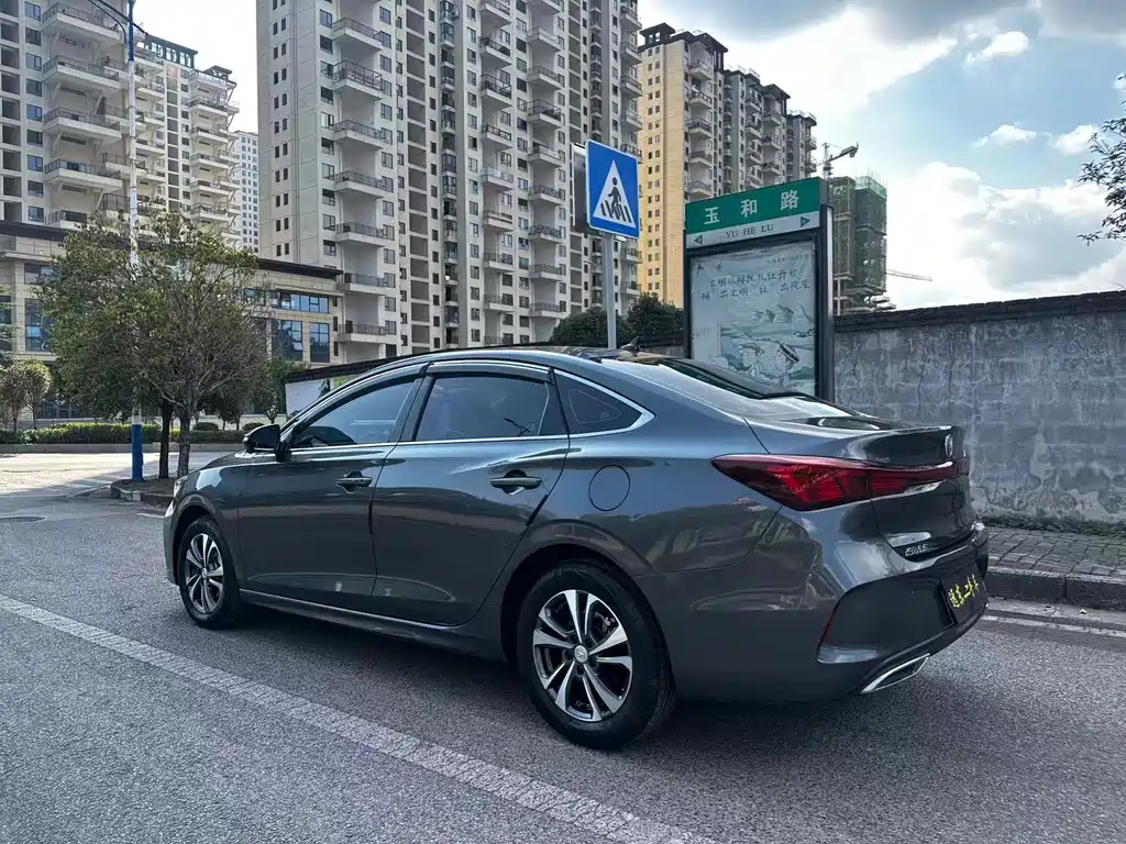 Changan Eado — фото 7