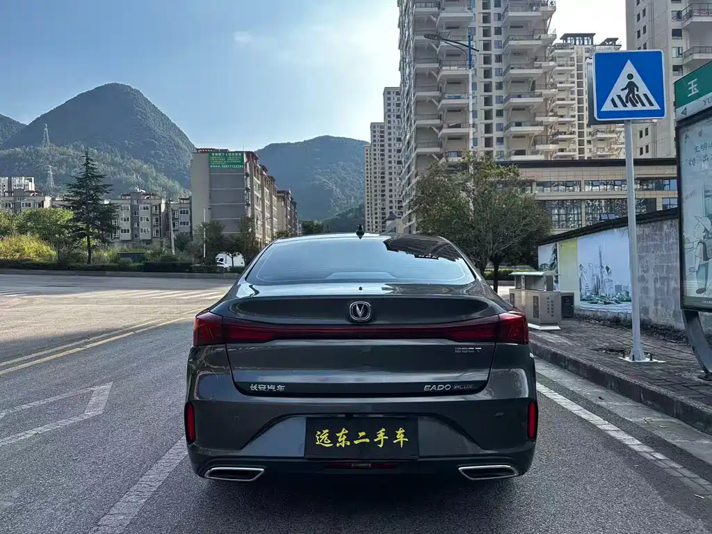 Changan Eado — фото 8