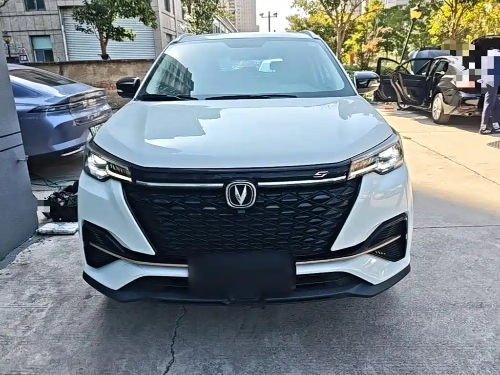 Changan CS55PLUS — фото 3