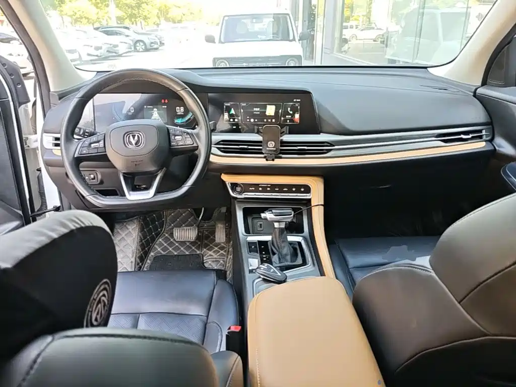 Changan CS55PLUS — фото 10
