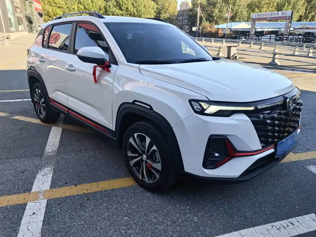 Changan CS35PLUS — фото 3