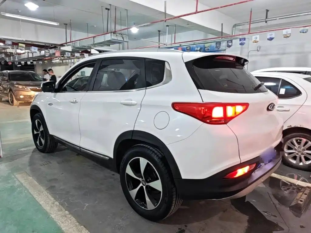 Chery Tiggo 7 — фото 5