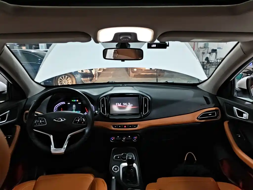 Chery Tiggo 7 — фото 10
