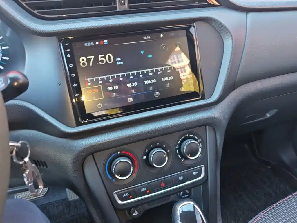 Chery Tiggo 3 — фото 13