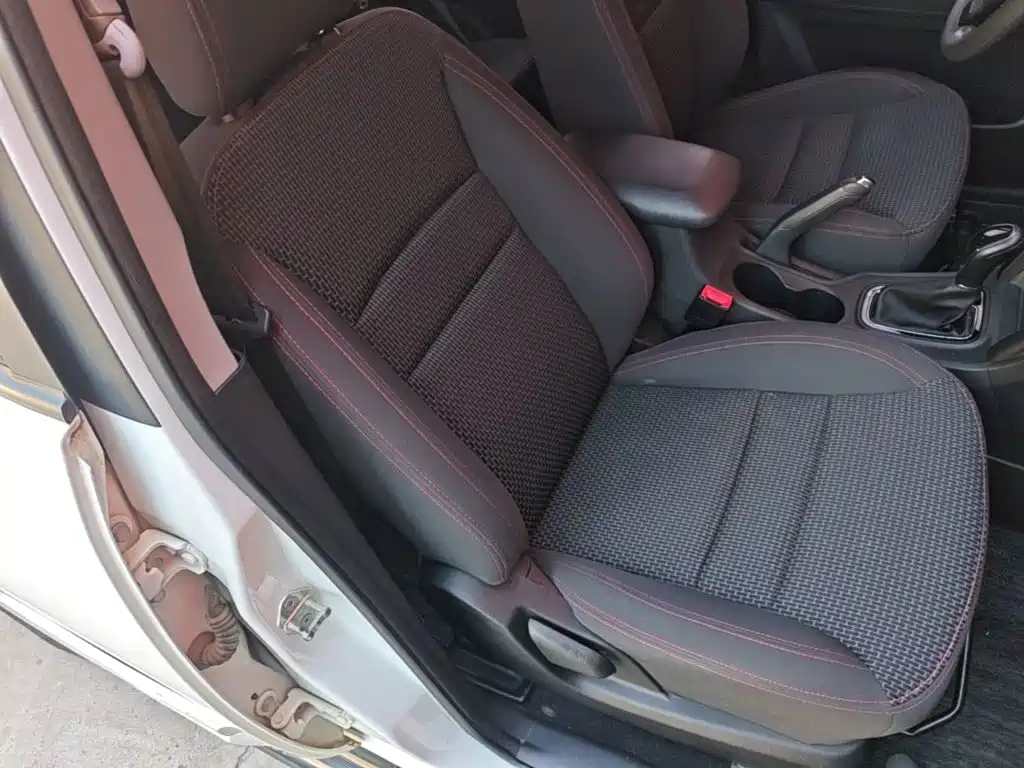 Chery Tiggo 3 — фото 25