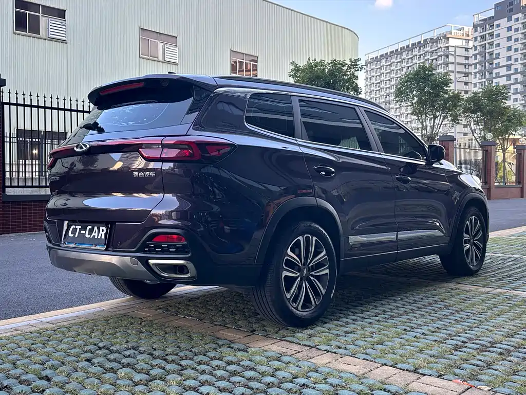 Chery Tiggo 8 — фото 9