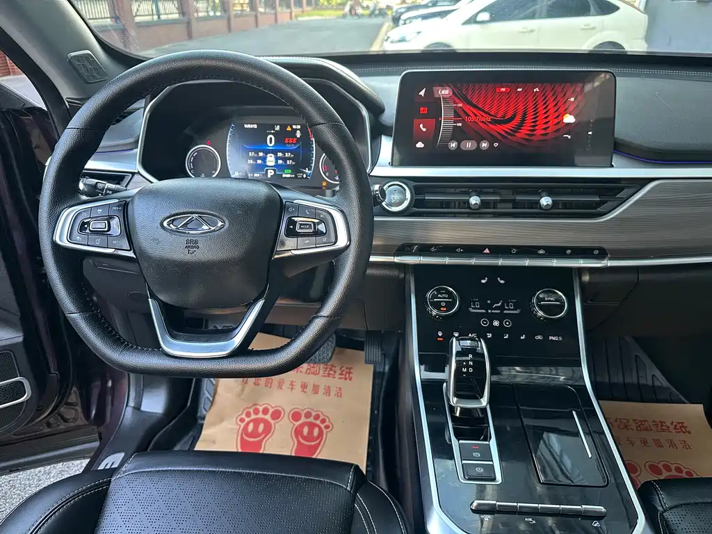 Chery Tiggo 8 — фото 10
