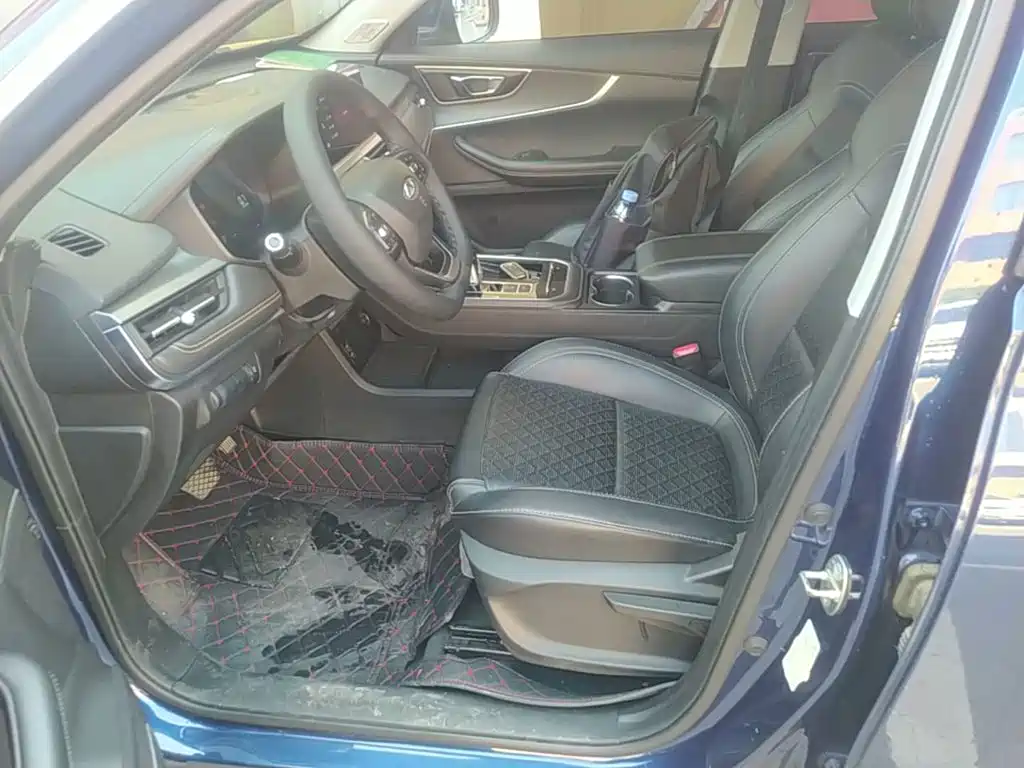 Chery Tiggo 8 — фото 15