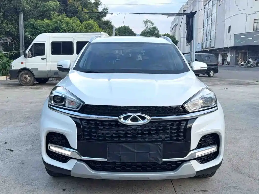 Chery Tiggo 8 — фото 2