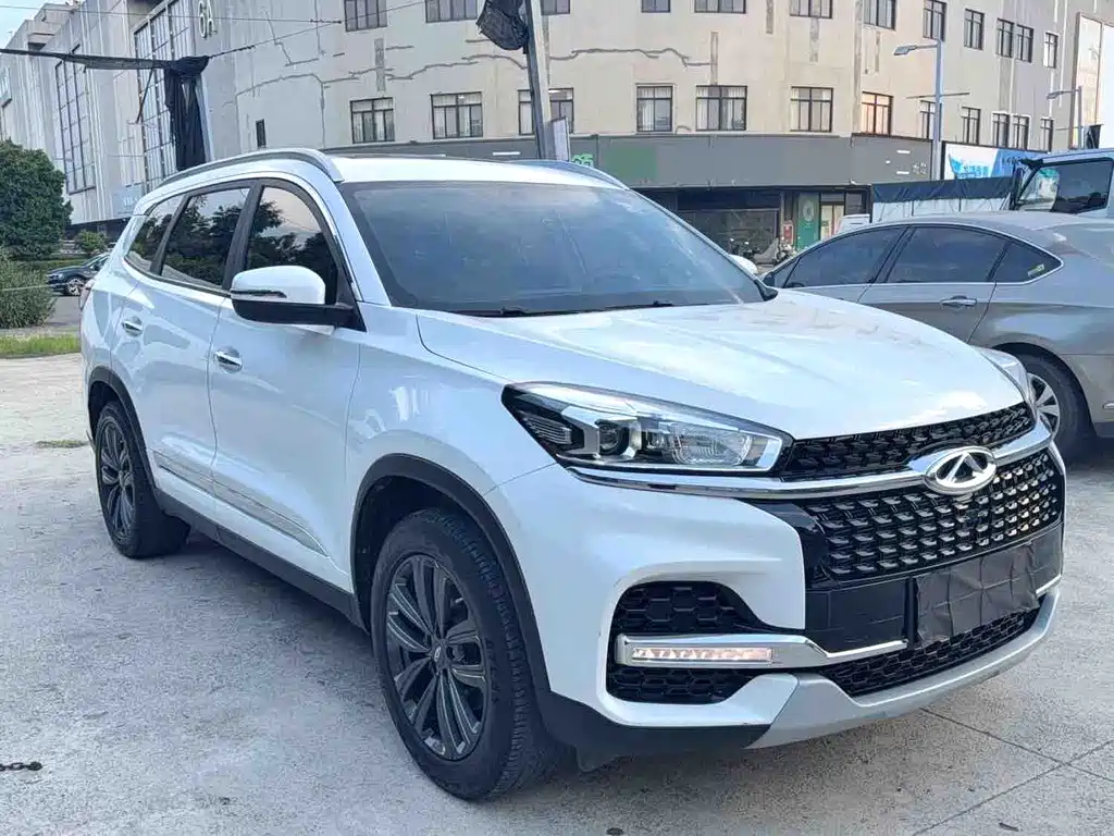 Chery Tiggo 8 — фото 6