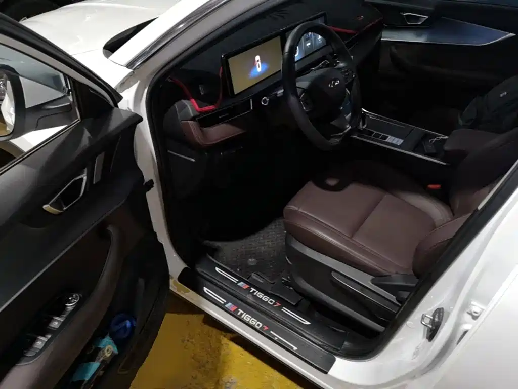Chery Tiggo 7 — фото 16
