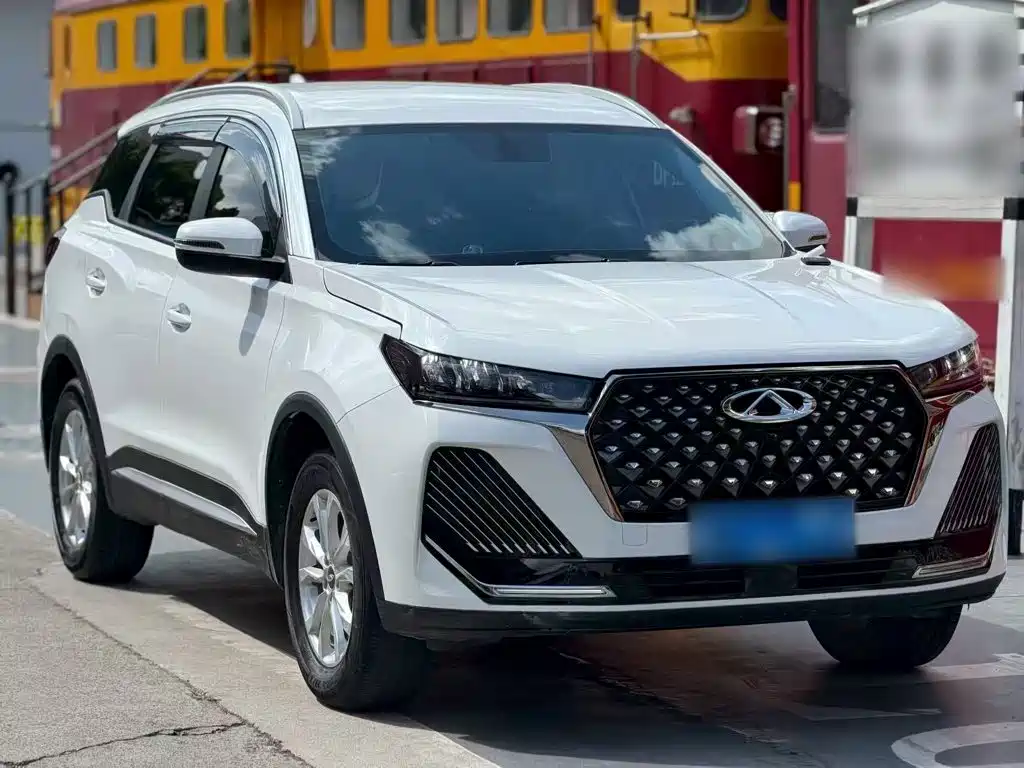 Chery Tiggo 7 — фото 4