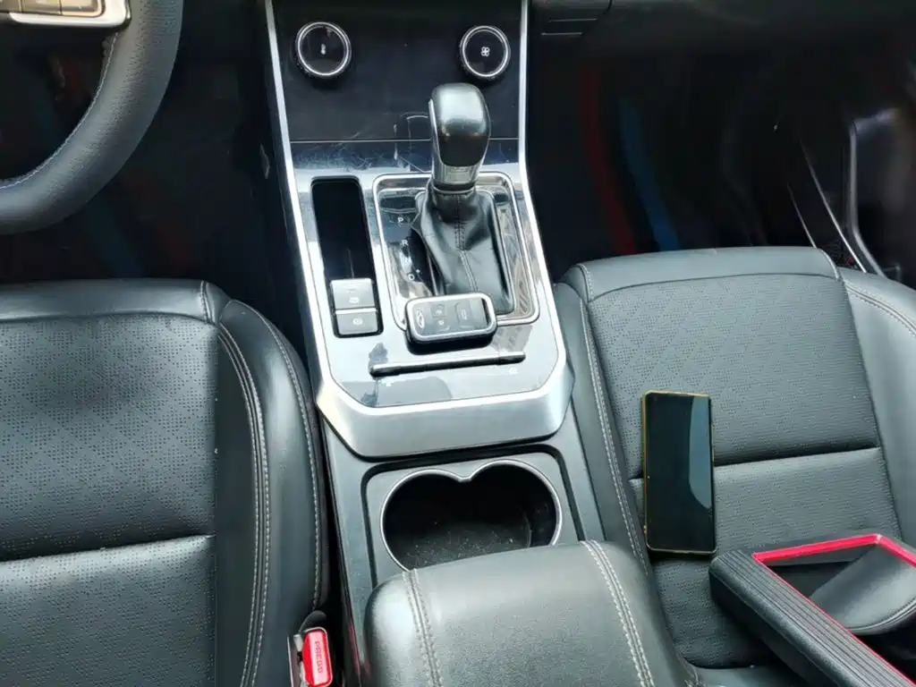 Chery Tiggo 8 — фото 14