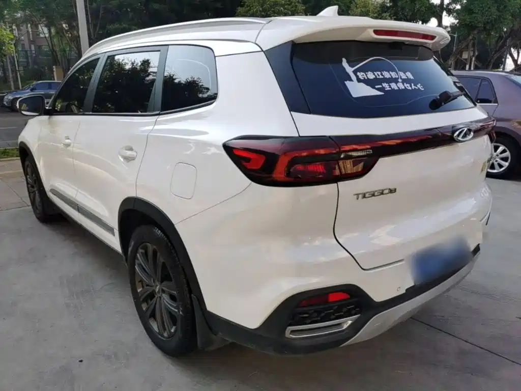 Chery Tiggo 8 — фото 5
