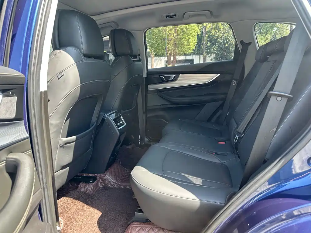 Chery Tiggo 8 PLUS — фото 8