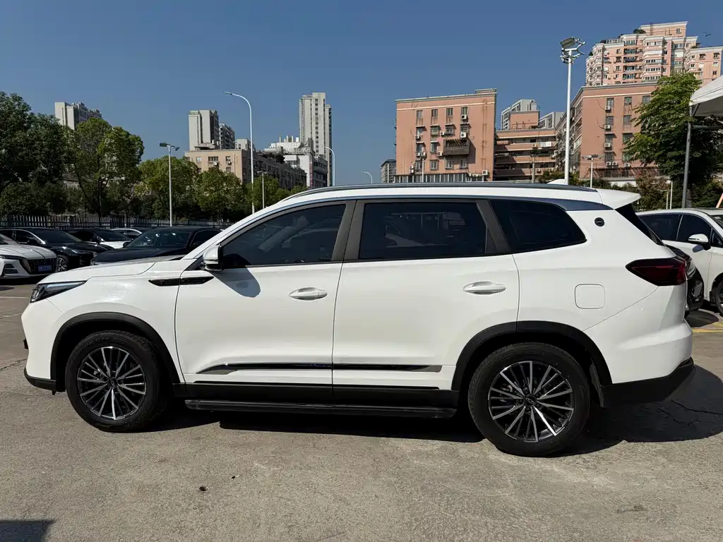 Chery Tiggo 8 PRO — фото 4