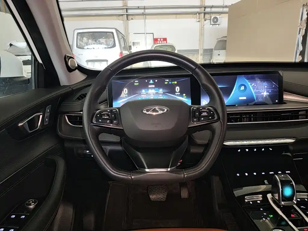 Chery Tiggo 8 PLUS Kunpeng e+ — фото 11