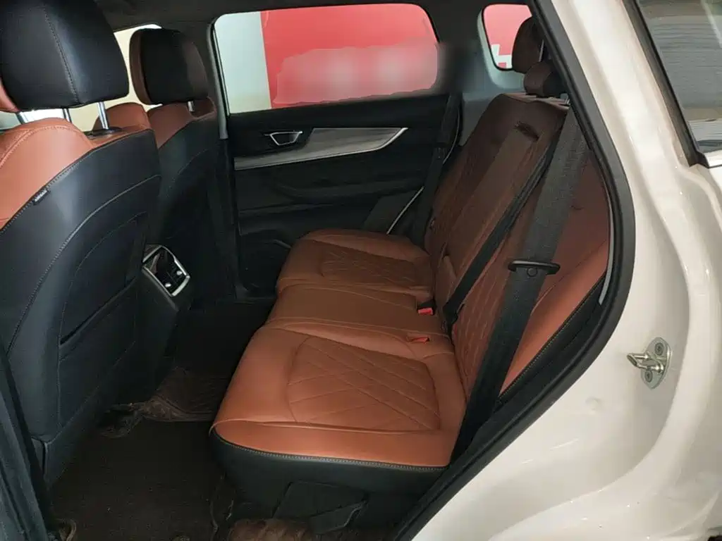 Chery Tiggo 8 PLUS Kunpeng e+ — фото 17