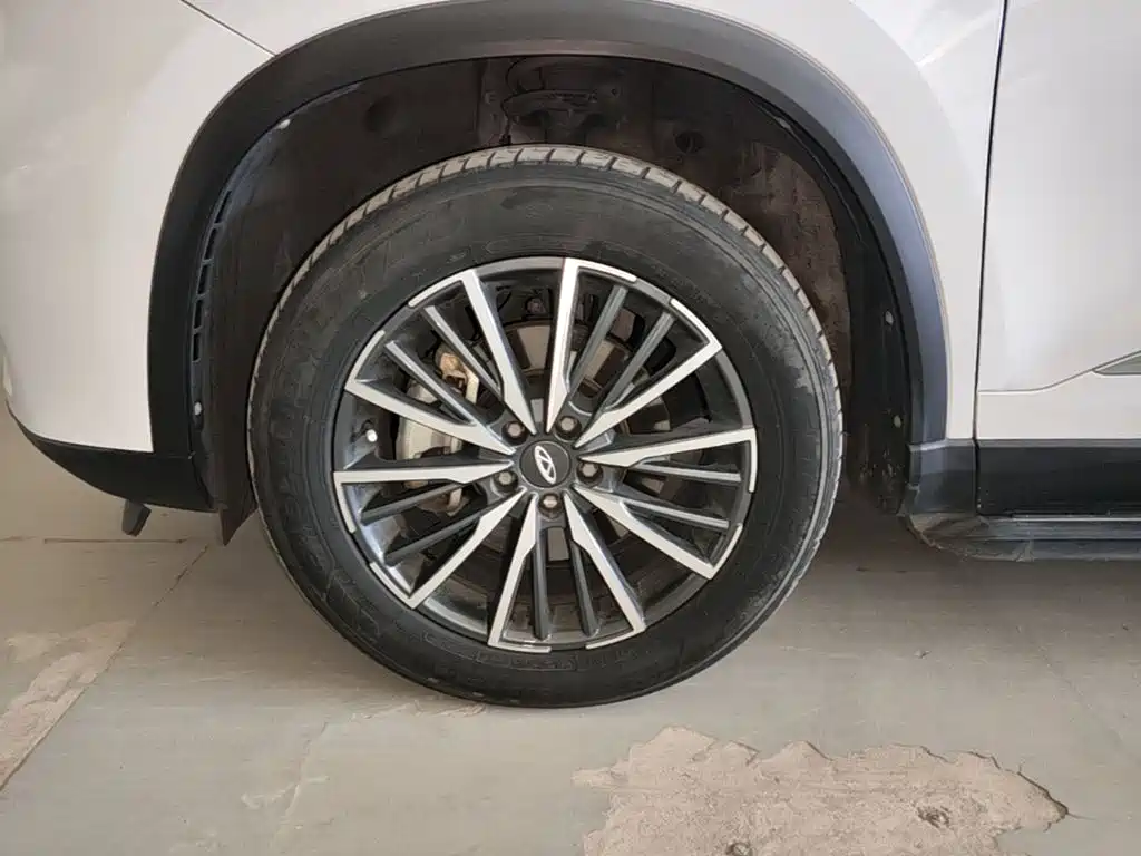 Chery Tiggo 8 PLUS Kunpeng e+ — фото 23