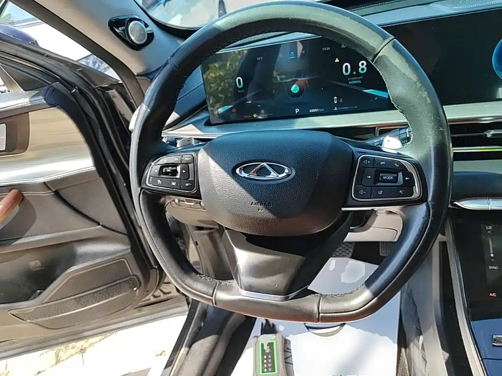 Chery Tiggo 8 PLUS — фото 11