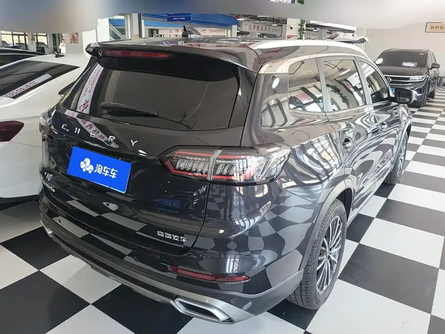 Chery Tiggo 8 — фото 3