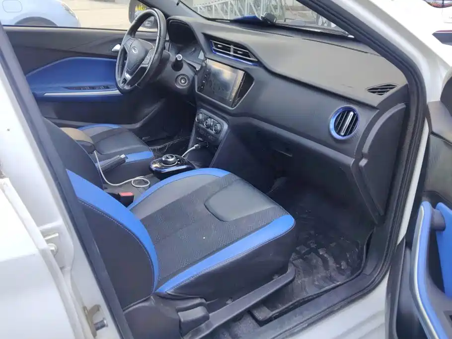 Chery New Energy Tiggo 3xe — фото 8