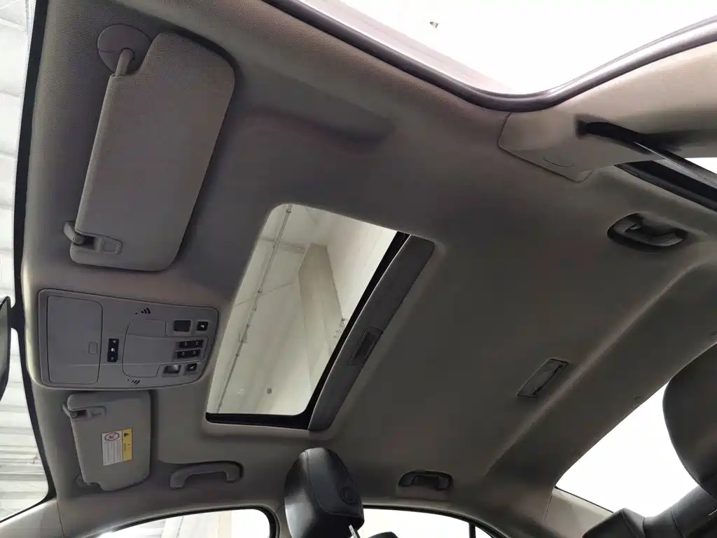 Chevrolet Malibu — фото 14