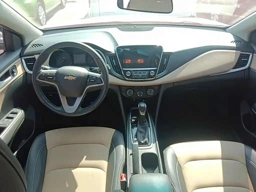 Chevrolet Monza — фото 10