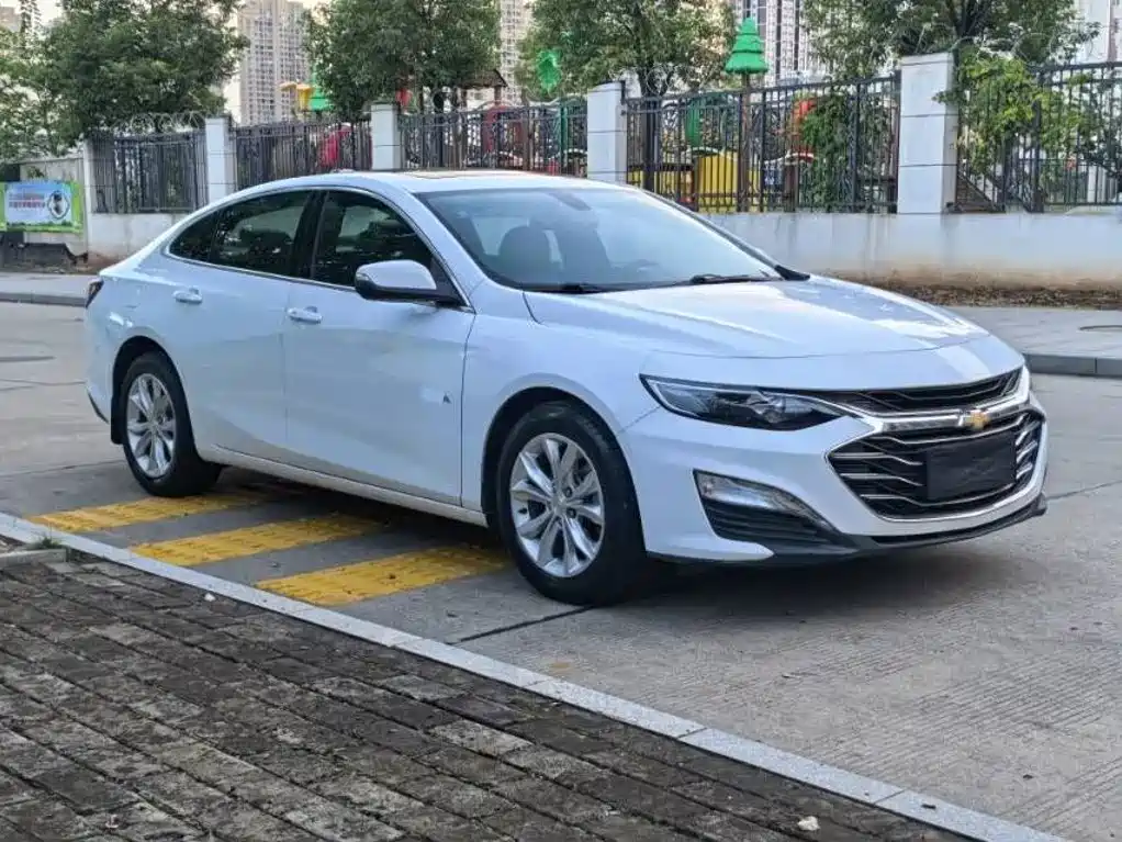 Chevrolet Malibu XL — фото 3