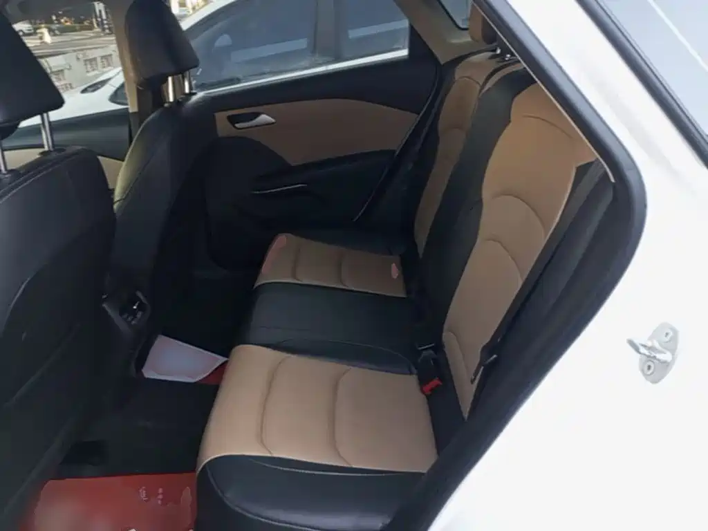 Chevrolet Monza — фото 17