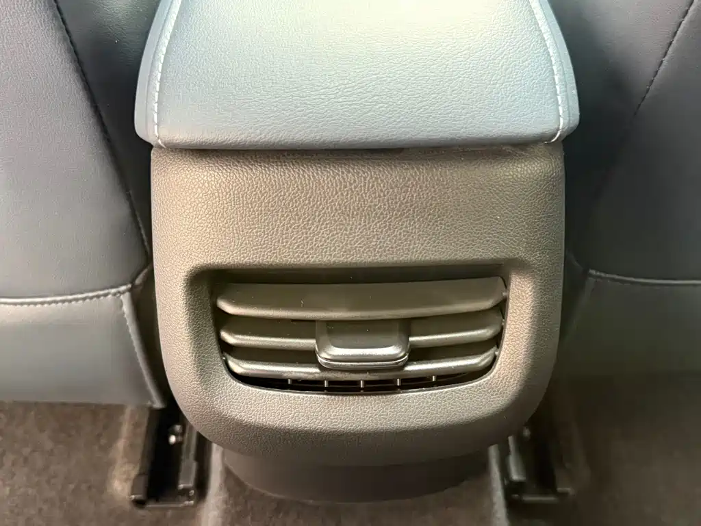 Chevrolet Monza — фото 20