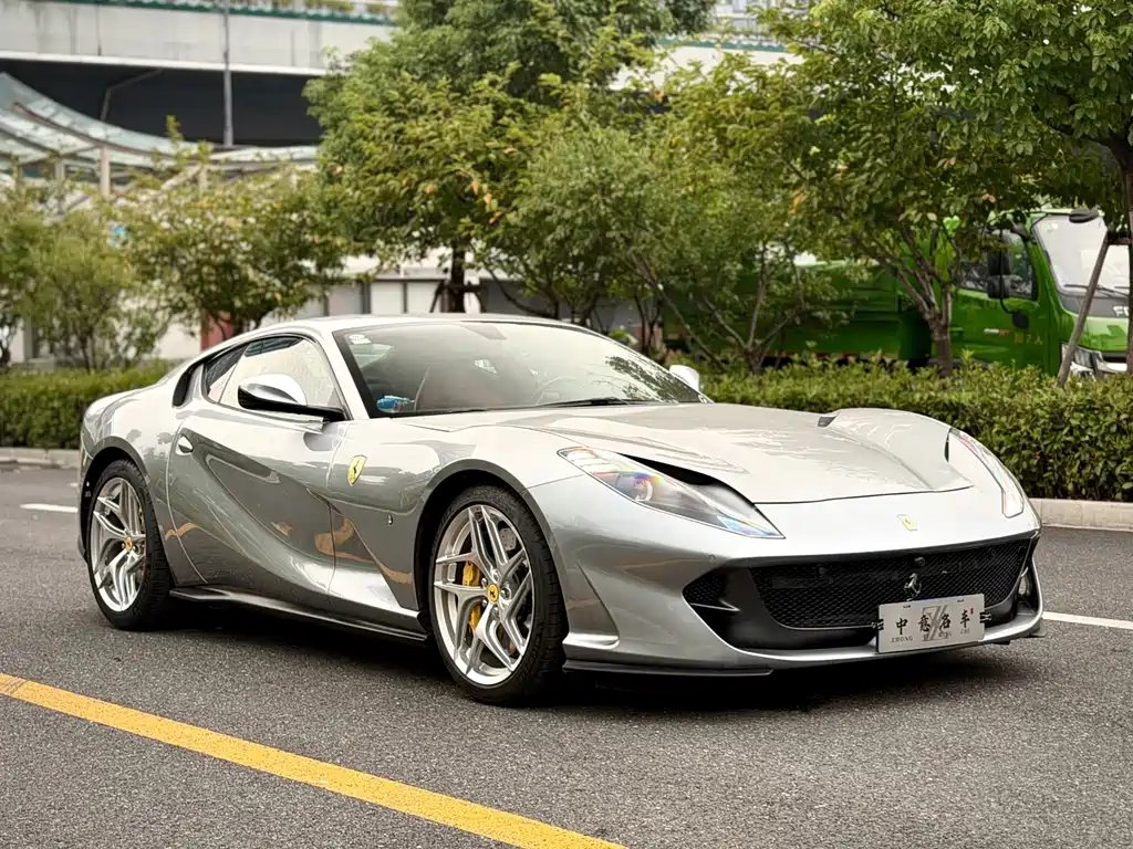 Ferrari 812 — фото 3