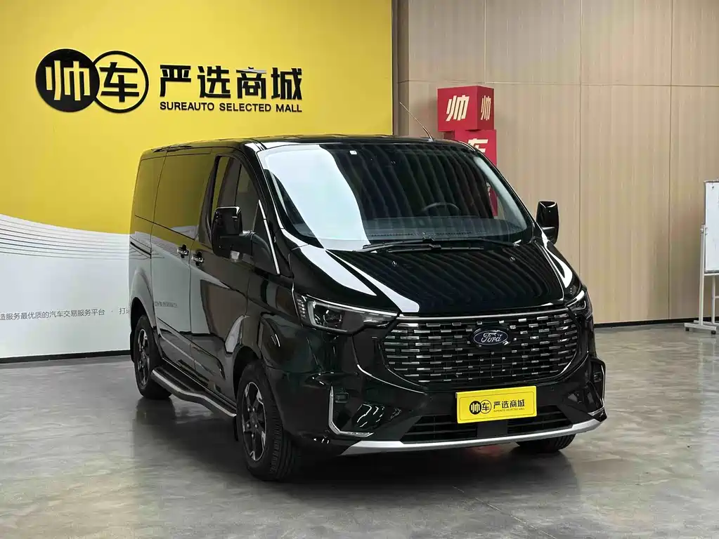 Ford Tourneo — фото 3