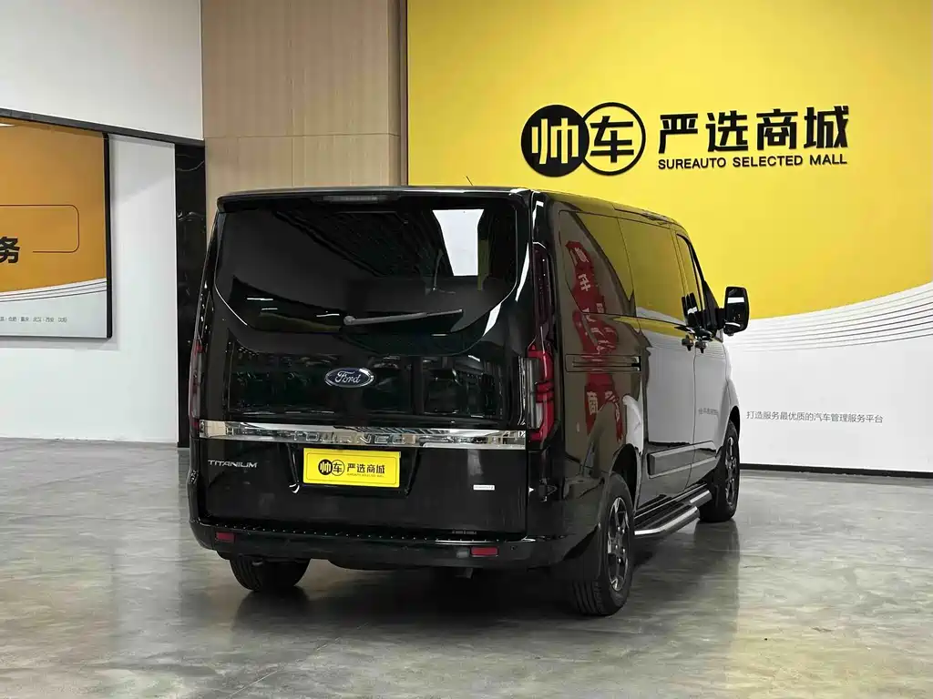 Ford Tourneo — фото 6