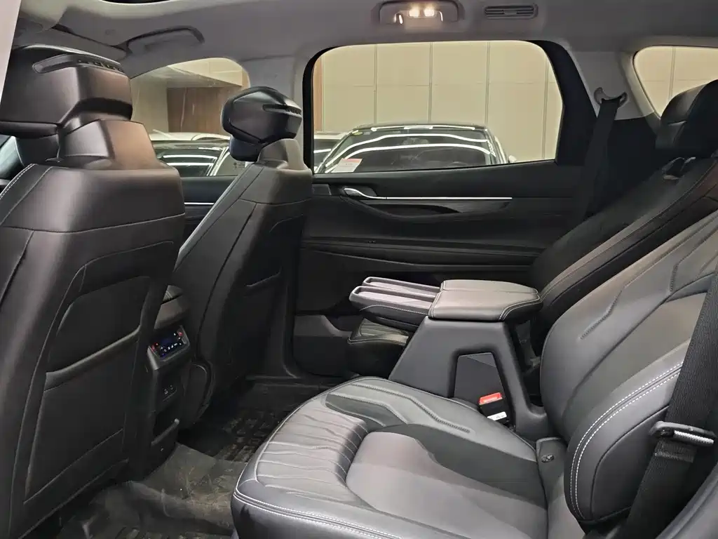 Ford Edge — фото 4