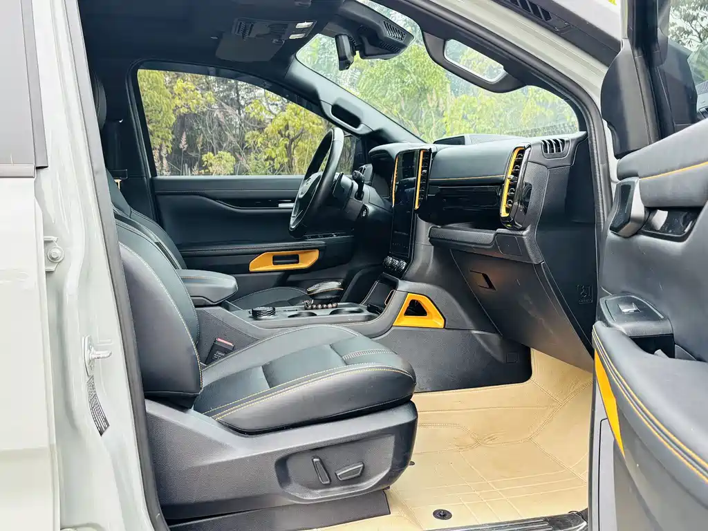 Ford Ranger — фото 15