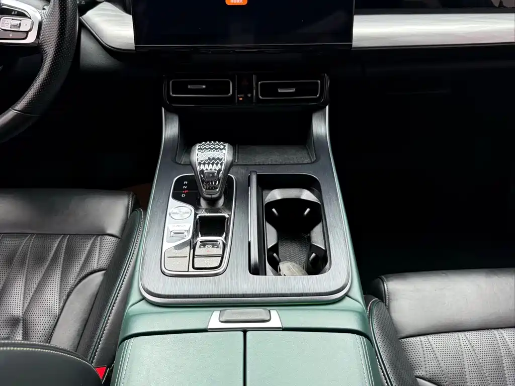 GAC Motor Trumpchi GS8 — фото 15