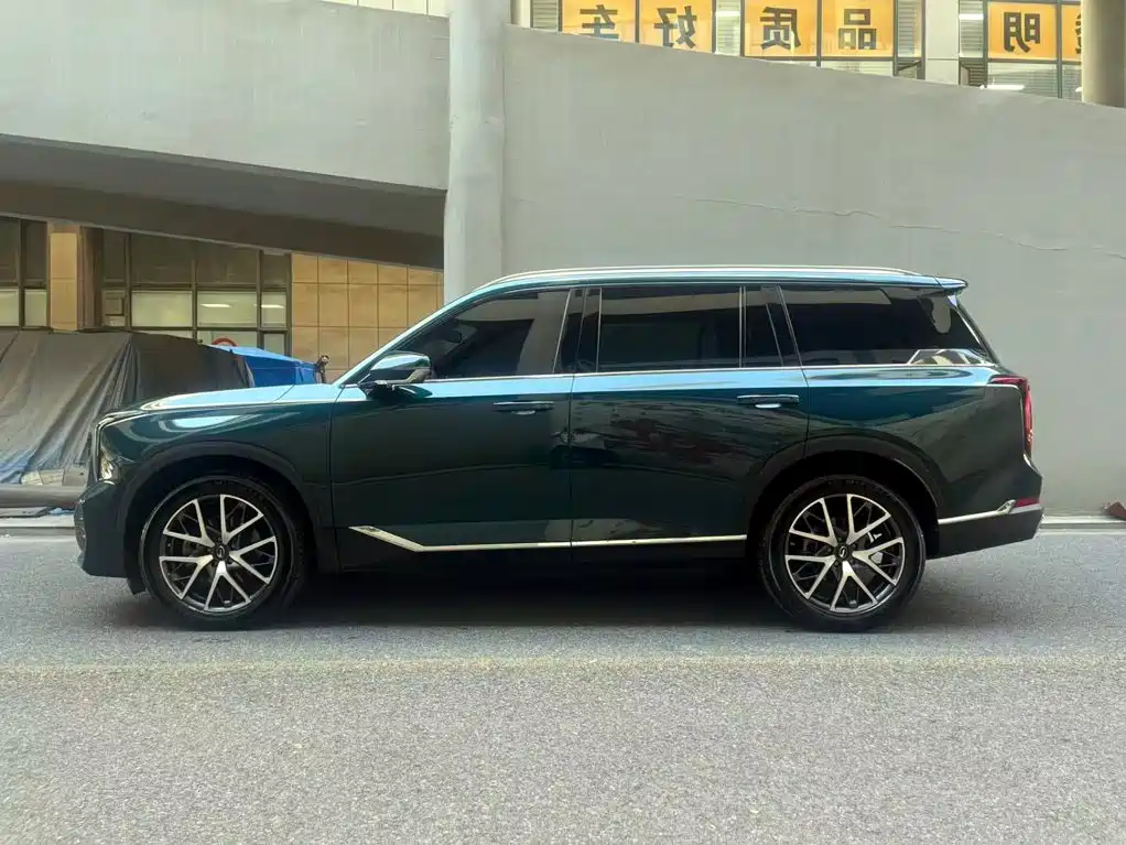 GAC Motor Trumpchi GS8 — фото 3